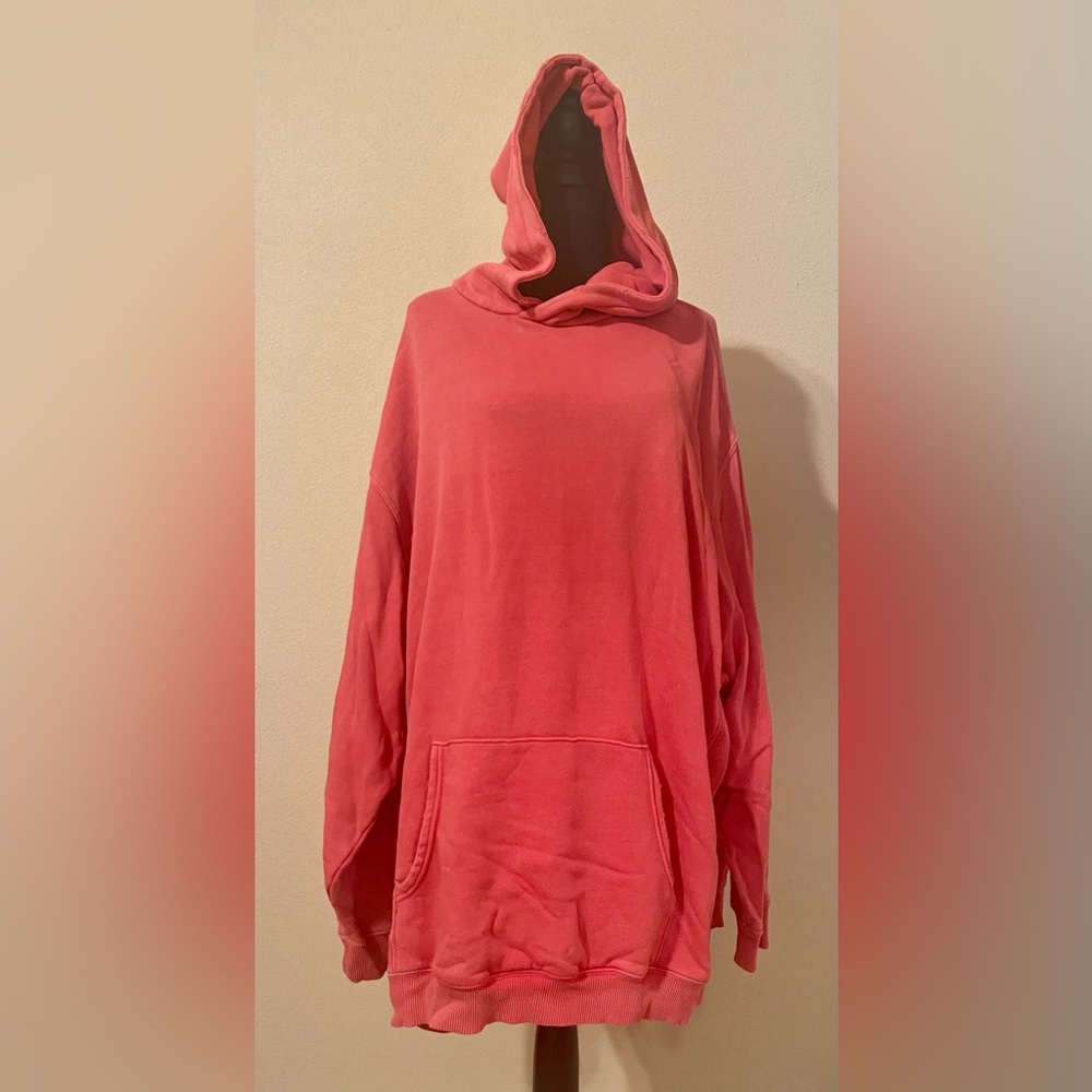 Oversized Aeire Hooded Sweatshirt